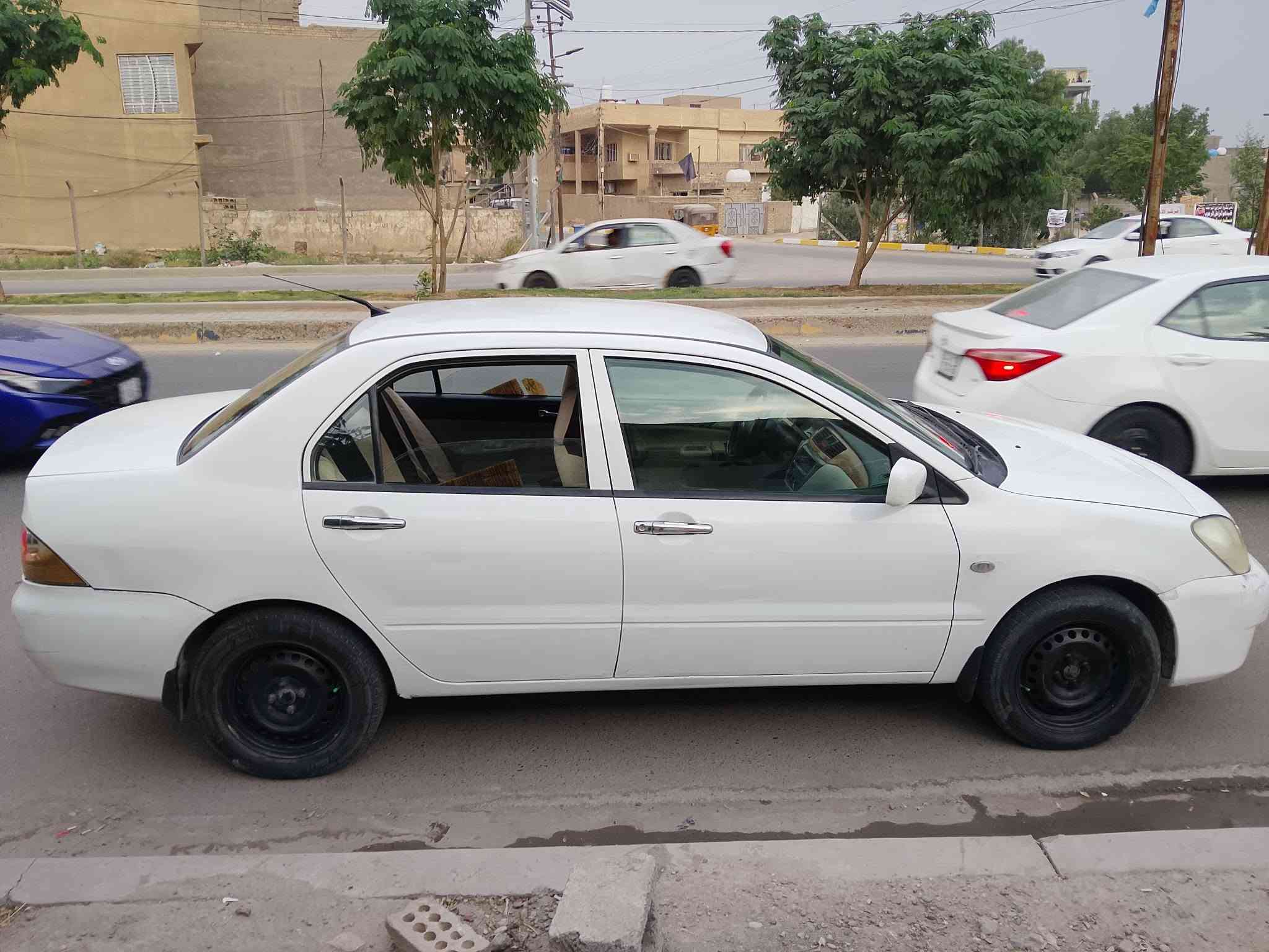 لانسر • ٢٠١٠ • الوليد