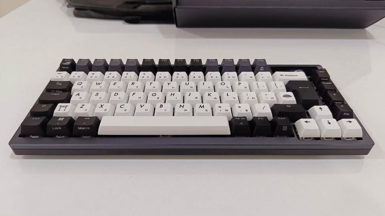 السلام عليكم من رخصة الادمن
كيبورد للبيع  asus rog azoth 
الكيبورد جداً نضيف وزلغ واحد مابي استخدام شخصي وجداً محافظ علية
السعر 280 وبي مجال
للاستفسار اكثر خاص
