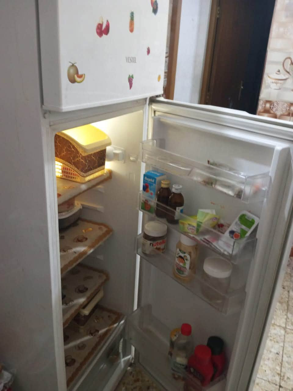 سلام عليكم
مبرده بحالة جيده بس للامانه الريش واكفه والرجل وحده منهن مكسوره عارضيهه ب150 وانشاء الله بيهه مجال

ميز مال تلفزيون بحالة جيده سعر 20 الف

تلفزيون بحاله نضيفة جدا بسعر 100 وبي مجال تلفزيون بدون سمارت بدون نت

ثلاجه بحالة نضيفة سعر 400 وبيهه مجال

العنوان الكريعات- الزوية

للاستفسار:***********
