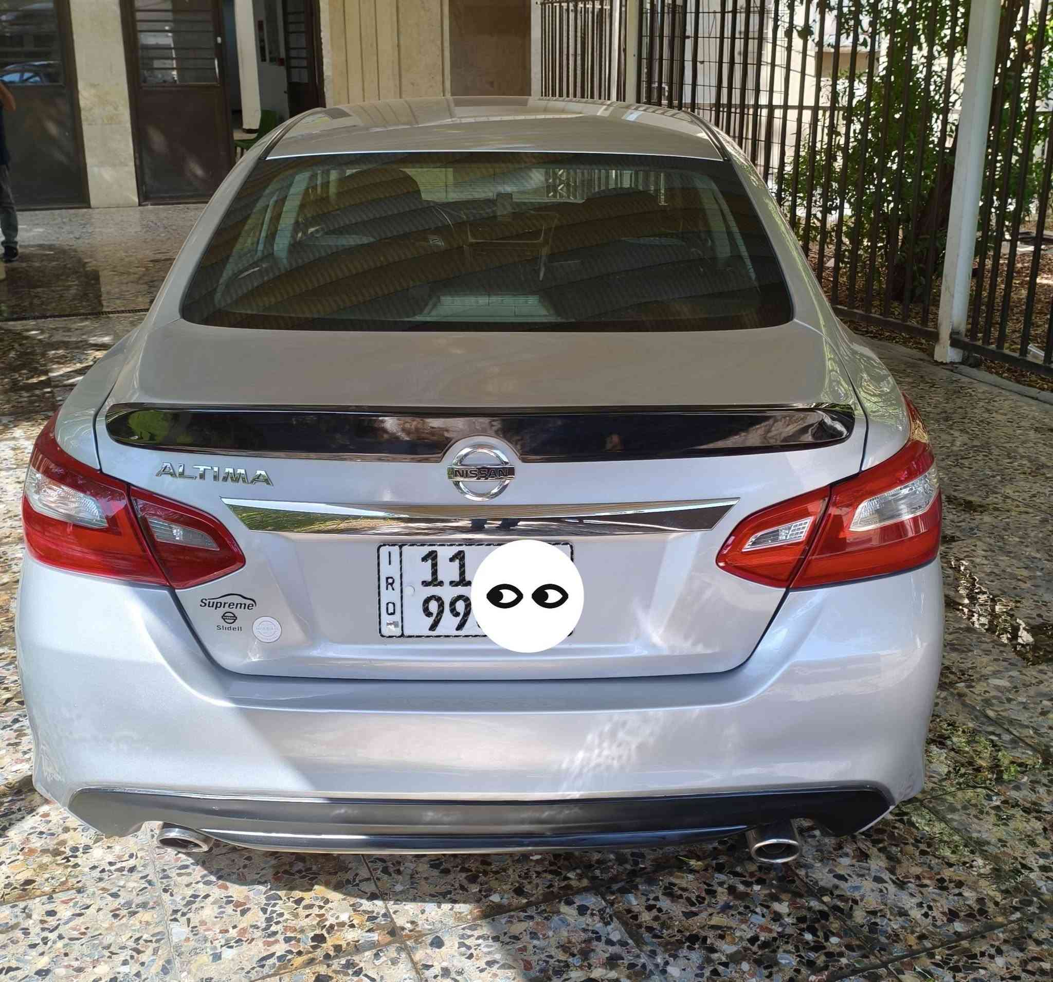 للبيع فقط.......
نيسان اليتما 2018 SV رقم بغداد انكليزي مكاني بغداد
 السعر 117$ ماشيه 97000ميل
سنويه جديده السياره بأسمي تحويل ثاني يوم..
حادثها كما موضح بالصور وبيها حادث بالعراق الجاملغ الخلفي عكس جهة السايق يعني قطعتين صبغ بدون دواخل....
المواصفات 
بصمه تشغيل وبصمه ابواب
اشاير بالمري
ويل كب 
مانع انزلاق وABS
كشن كهرباء 
مثبت سرعه وتحكم ستيرن جهتين
بلوتوث
التشغيل عن بعد
حساسات اطارات 
#ملاحظه السياره نظيفه مابيه اي مصرف
المحركه والكير والتبريد مكفول على وضع الشركه..بيها مجال بسيط حك الجيه
التواصل.....***********
