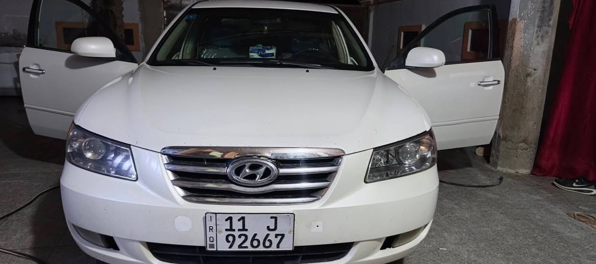 سوناتا 2008 
محرك 2400 
مثبت سرعة
كشن كهرباء
 تحكم ستيرن جهتين
السياره بيها قطعتين تبديل  و قطعتين صبغ والتبديل اثر طخه مو ظربة قوية سابقا بدون ضربة 
السيارة ماشية 380 مبدل مكينة طابوكه ماشية بالمكينة الجديده 75 
كير ومكينة بشرط اني اكفلهن 
نصبة السيارة تخبل شوفة عينكم 
عليها غرامات تنزل من السعر سنويه قبل شهرين سقطت 
سعرها ٨٣ وبيها مجال للطيبين أن شاء الله 
التواصل خاص و عالرقم : ***********
