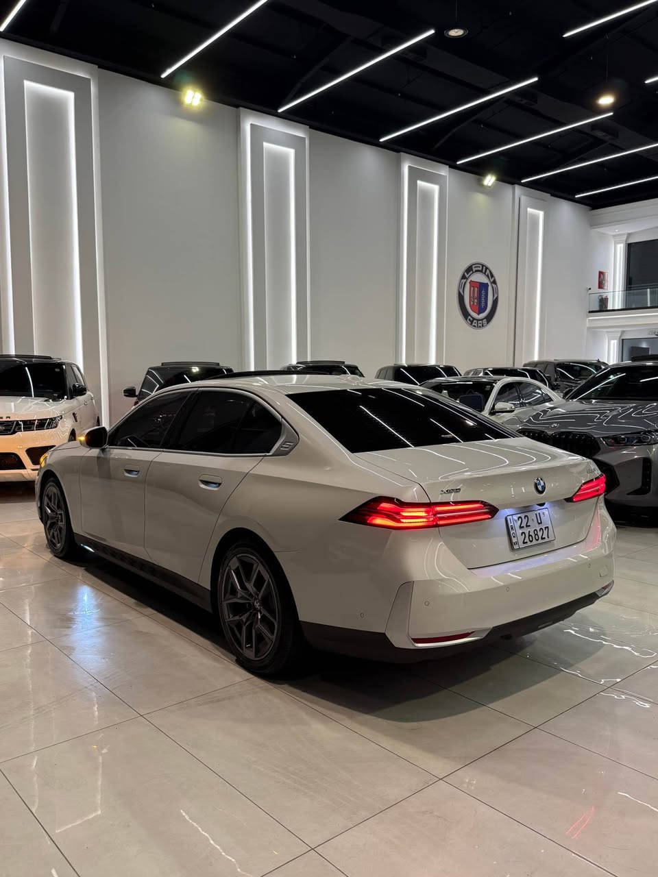 BMW 530i 2026 Exprence Full Clean title Titanium Edition Face Lift

بي ام دبليو BMW 530i إكسبرنس اديشن تايتانيوم كلين تايتل مرقم جاهز💯 و كتاب تضليل باقي سنه🛑
موديل /2026 الشكل الجديد كليا
العداد / ماشية 34 الف فقط
اللون /ابيض ميتاليك ، تيتانيوم اديشن، ديزاينو ، 
 السيارةفول الفول، مواصفات كاملة للاخير, اربع ابواب بصمة و صندوق كهربائي و فتح واغلاق ذاتي للسيارة و الصندوق عند الاقتراب ، فتحة سقف ، لايتات و دايناميك، شاشة و ٥ كاميراو حساسات امامية خلفية ٣٦٠ درجة ، رادار امامي وخلفي و جانبي و مانع اصطدام توقف ذاتي ، رادار کبیر اداپتیف نظام القيادة الذاتية ACC، نظام منع الخروج عن المسار LKA
نظام النقطة العمياء BSA , عداد سرعة الكتروني ، شاحن موبايل لاسلكي ، بريك بصمة و اوتو هولد ، سماعات هارمان كاردون ، كشنات امامية كهرباء و ميموري جهتين ، سكان كهربائي وهزاز عند الخطوط، تحكم صوت السيارة بالاشارة ، 
دواخل ليد تتغير عدة الوان حسب الرغبة ٧ مود 
السيارة جديدة بمعنى الكلمة زيرو ، بدون اي نقص ، سيرڤس كامل بدون اي خلل 
وارد امريكي كلين تايتل بشرط الفحص والباقي مكفولة من الصبغ والبارد و الرصعات و كلشي جدا جديدة السيارة
موبايل / *********** أربيل, العراق
