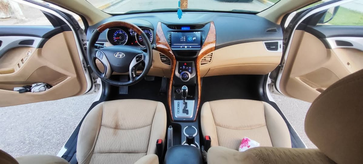 سلام عليكم....
هونداي النترا 2014 خليجي كامل موصفات GLS #النترا 
ماشيه 119 كم
محرك دوش 1800
تبديل باب خلفي الايمن الخلفي نفس الون
بيهه طخه خفيفه بلجاملغ بلهلال 
سياره جاهزه مابيهه نقص
مكان بغداد العامرية
سعر 110 $ورقه
للاستفسار
***********  وتساب فقط
