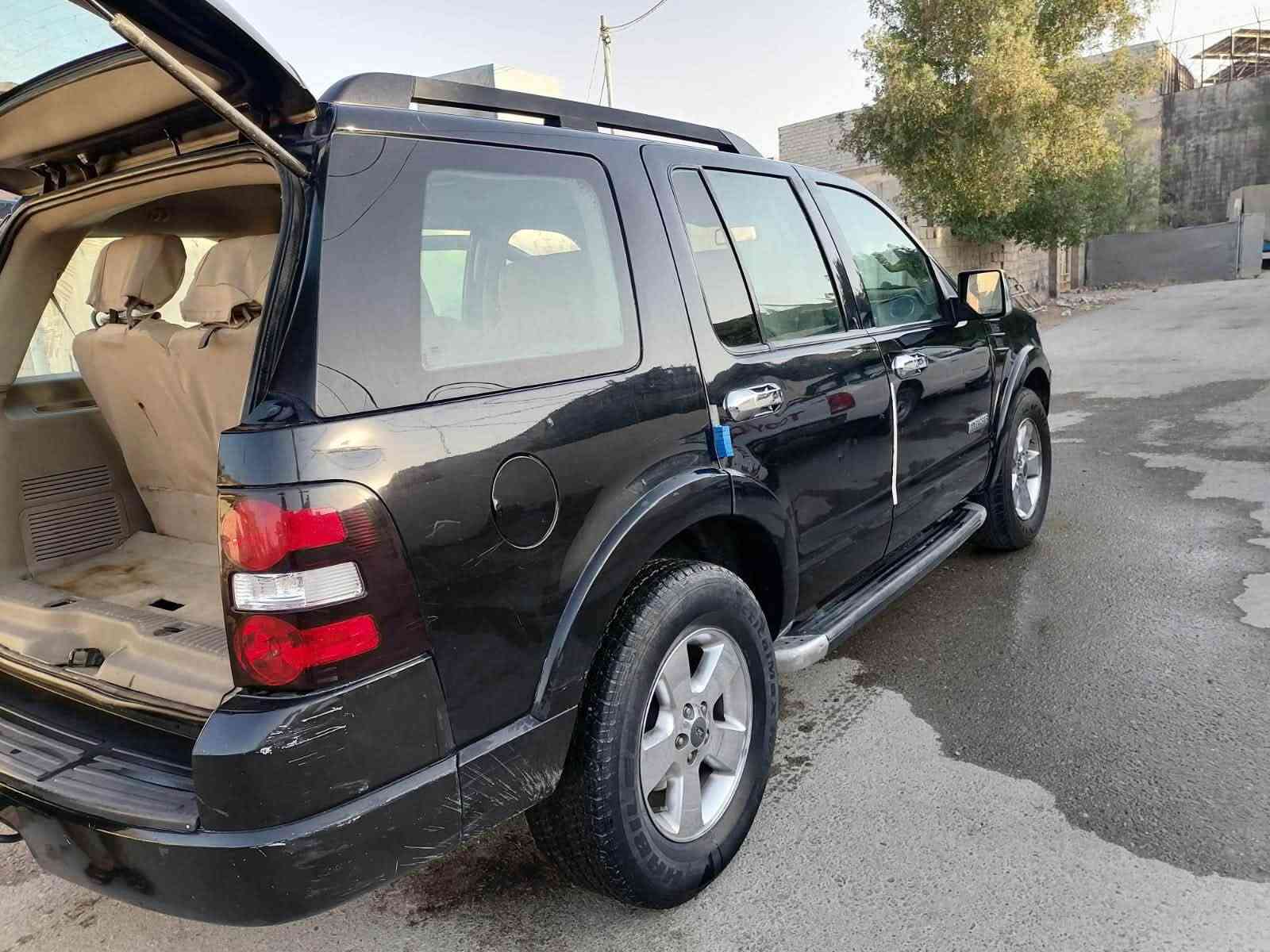 فورد اكسبلور موديل 2010
خليجية سيارة داخل بيجي 
٧ راكب جاهزة سيارة للاخير بدون اي نقص رقم بغداد انكليزي بدون حادث بدون ايرباك مصبوغة جمالية اثر جراد 
97$ وبيها مجال 
مكانها ديالى بعقوبة 
ترهم بيع وترهم مراوس حسب القناعة 
*********** تواصل واتساب 
@إشارة
