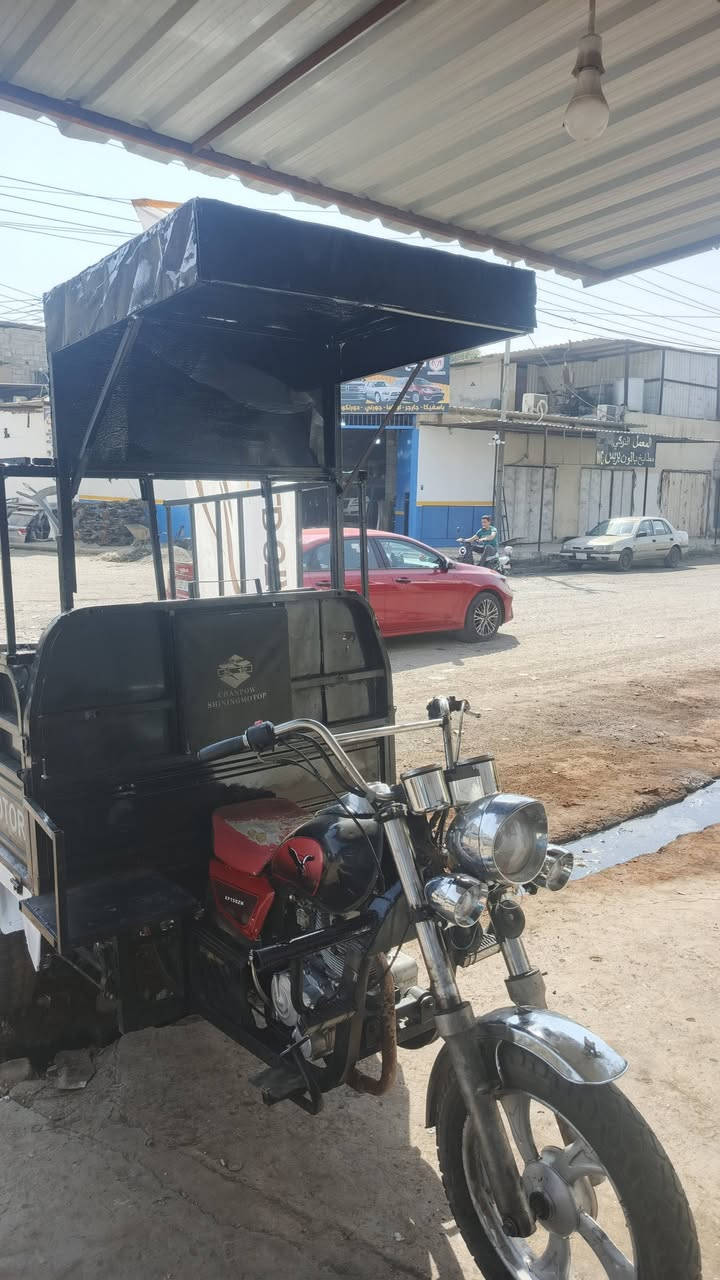 ستوته للبيع نظافه مثل ما موضح بالصوره مكاني موصل الايمن وايرمنيه كلها شغاله بيها منافيس طقم  تاير جدد السعر 1,350 وبي مجال تواصل معي عبر الواتساب الى شراي***********
