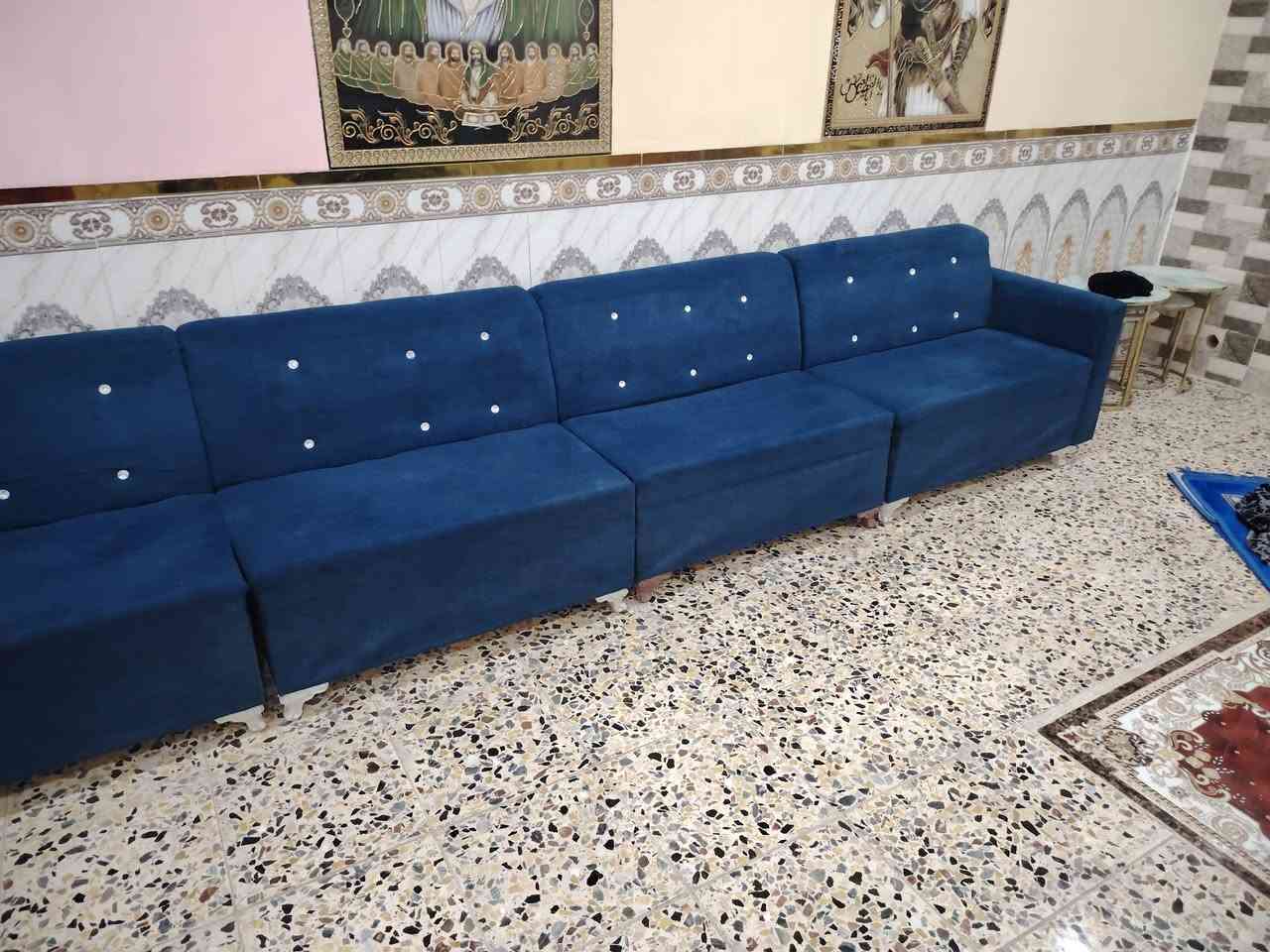 تخم ديوان • ١٥ مقعد