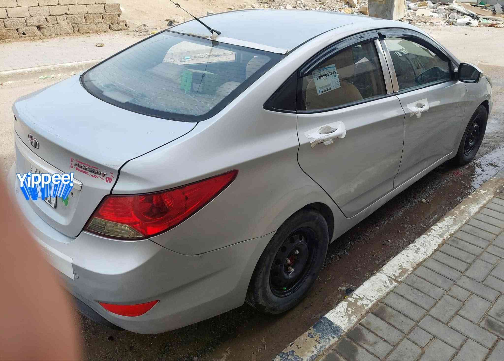 السلام عليكم اكسنت 2013 خليجي 

كفاله كير ومحرك 

كفاله حداداه وتبريد وتخم تايرات 

اي حادث ما بيها 

مكاني البصره تحويل ثاني يوم 

مكينه 1600 دوش 

السعر 78 وبيها مجال السعر مناسب جدا جدا 

الرقم ***********

سياره نظيفه وحلوه البصرة, العراق

نص مكتوب في الصور:
- Yippee!