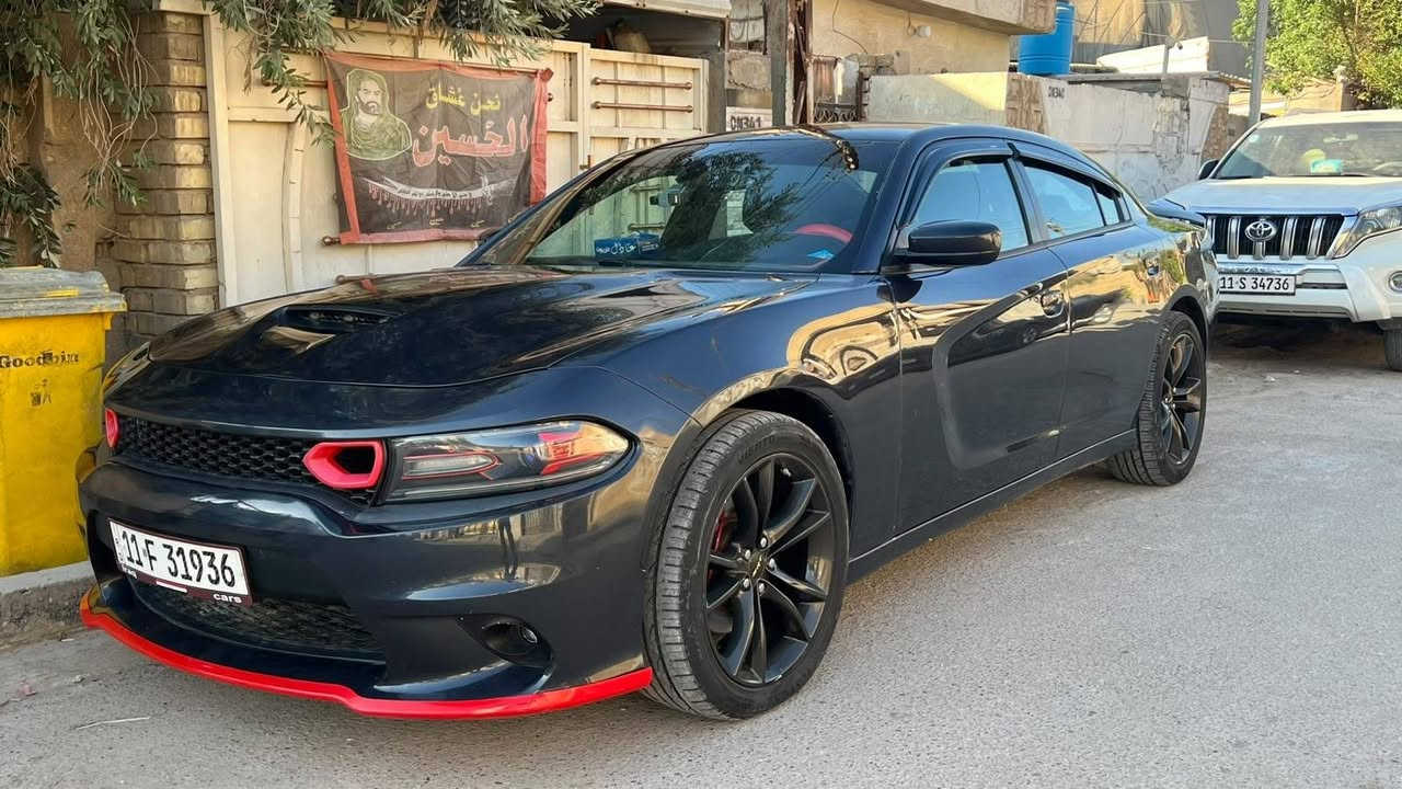 السلام عليكم للبيع او مراوس دوج جارجر موديل ٢٠١٩ محرك ٣٦٠٠ اصل فور ويل حاليا ملغي بالسنويه فور ويل تدفئة وتبريد شاشه كاميرا داخل نظيف جدا كهربائيات كلهه تشتغل صدر امامي وخلفي ممتاز تخم تاير نظيف لايت برنامج متعدد الالوان سياره جاهزه بدون نقص وجديده مكانها بغداد الدوره ابو دشير هاتف *********** حادثها موضح بالصور صبغ ٤ قطع دواخل نظيفه بغداد, العراق

