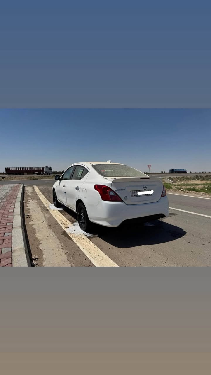 السلام عليكم نسيان سني هندي للبيع موديل 2024 مكفوله كفاله عامه حته من الرصعه ماشيه 22 الف رقم الهاتف ***********
