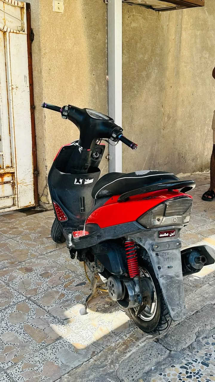 سلام عليكم ماكس عدله للبيع دراجه نضيف كلش مفتوحه مره وحده فقط ولفات دراجه خير من الله بيها تزويد خارجي وياله رياضي  يدات بريك قطره دهن صالنصه رياضي قبق فلاوين مكينه ناعمه وتخبل وغراضها كامله السعر 700 وبيها مجال مكان ميسان مكلف بل نشر وهاذ راعيها***********
