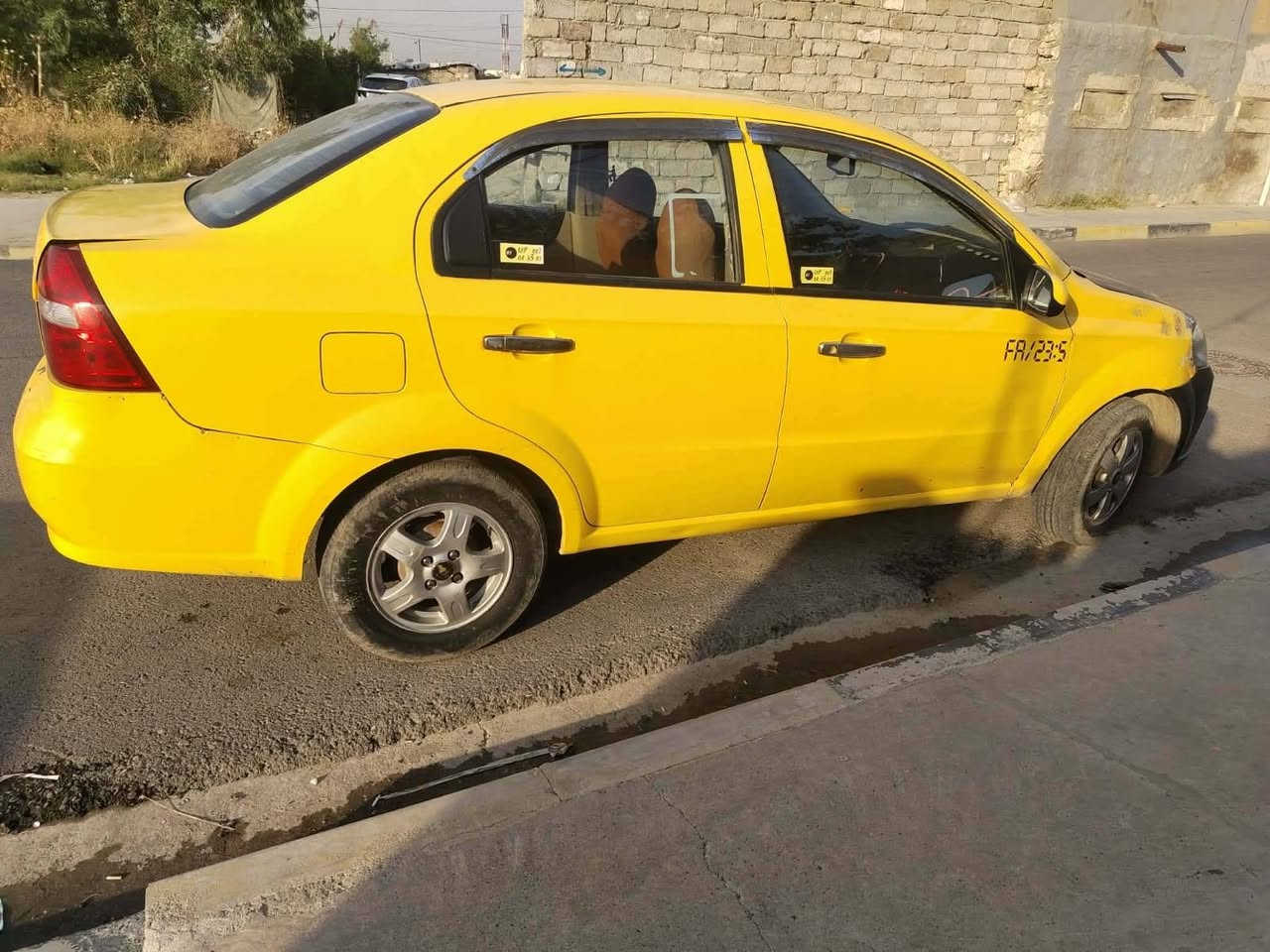 سلام عليكم افيو للبيع او مراوس حسب القناعه محرك بي صرف رقم صلاح الدين شرط التحويل هيئه وغرامات صفر سقف بي معجون سعر30 وبيها مجال ترهم مقدمه ***********

