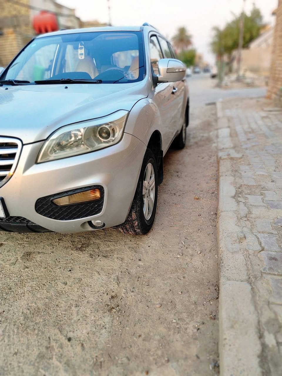 ليفان x60  سياره جديده كفاله عامه مكينه كير تخم تاير قطره خياس ما بيها تبريد شغال رقم جديد بسمي *********** سعرها 68
