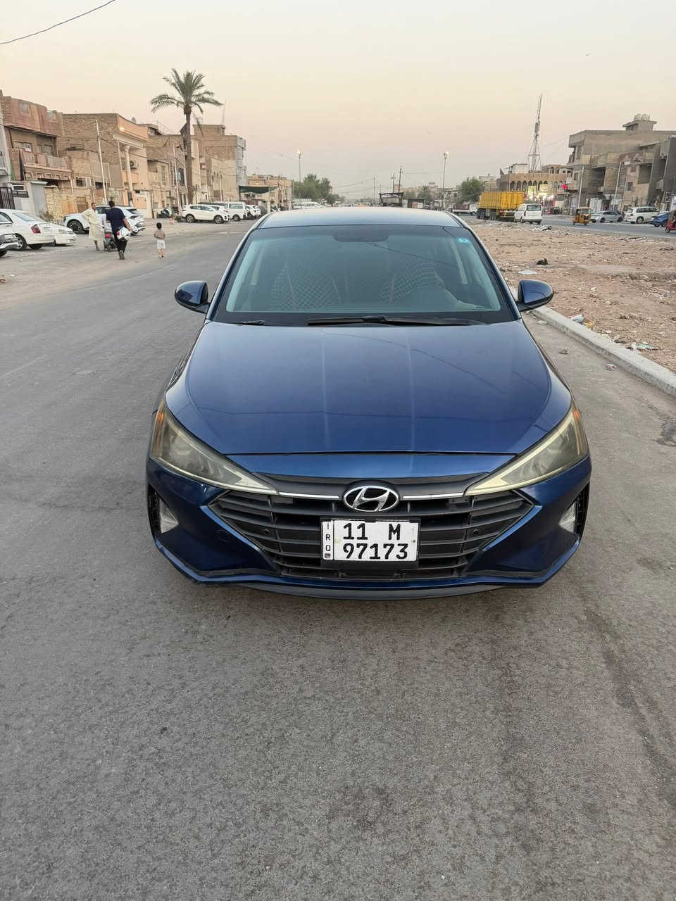 السلام عليكم 
النتره موديل 2019 
وارد امريكي نص فول 
تحكمات ستيرن 
كامره خلفيه 
شاشه صغيره 
حادثها قطعتين جاملغ وبنيد مصلحات نفسهن 
لا لغد ولا شاصي 
ايرباك ستيرن فقط 
تبريد مكفول كير محرك كله مكفول
السعر 115
مكاني بغداد مدينه الصدر 
رقمي ***********

