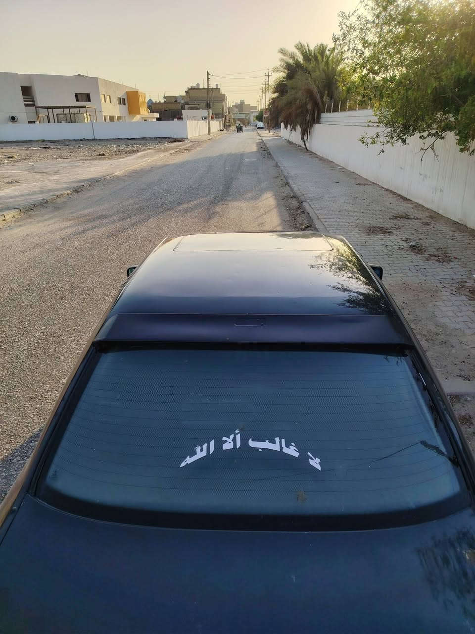السلام عليكم بيئم 525 مسكر فانوس كير ألماني اكسل خفيف يعني بل السرعه العاليه رونك ناصي كير مكينه خير من الله تبريد ثلج ستوني مسوي منضومه كامله حداديه كامله امامي خلفي حته ربلات الكير والمكينة والاكسل مبدلهم  نافضه كوله سلايت طكتين شغال داخل جلد أسود صاج حته تليفون موجود كما موضحلك بل الصور عل الحقيقه لافلتر ولا غسل علمود من تجي ماتفشل وياك يريدله ترتيبات قليله يشهد الله جناي اروح بيه للدوام ورجع عايفه عل وضعه الي ياخذه يسوي له كماليات ترتيبات تكعد السياره تريد فديو كامل تعال خاص وتدلل مكان السياره النجف حي الجزيره سعره 53 وبيه مجال شويه مستعجل عل بيعته هاتف *********** وتساب ماسنجر موجود اتصل وتشلع عيوني
