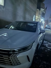 لبيع دستروير موديل ٢٥  ماشيه ١١ الف  رقم بغداد  مكفوله  حساسات خلفيه  ...