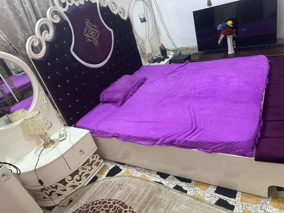 غرفه نوم نضيفه لبيع. ؛
ستفسار ***********
