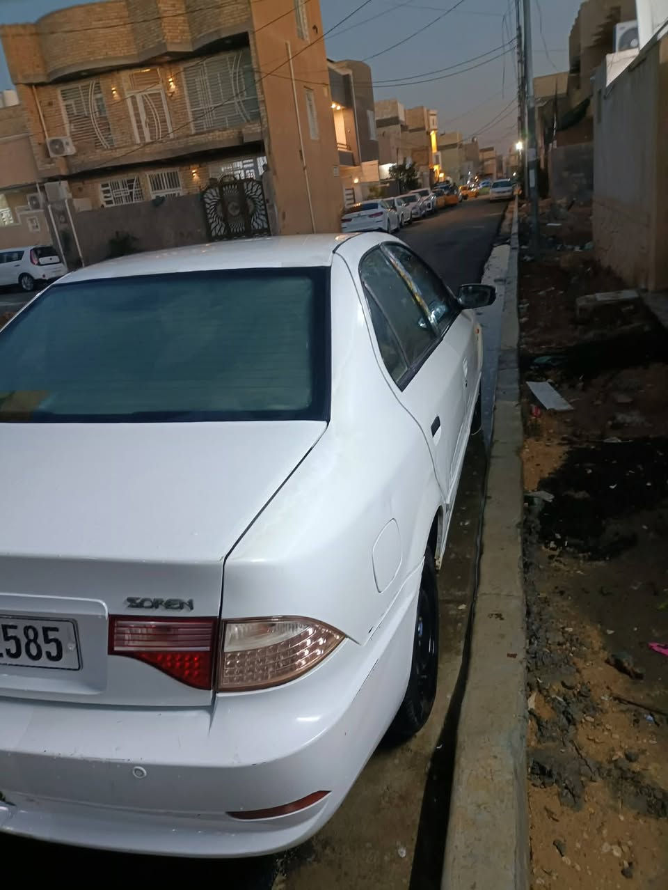 سمند سورن 12موديل تبريد شغال تتفا شغاله مكينه او كير او حداديه كفاله تخم تاير جديد سعرها 38 او بيها مجال قليل ***********
