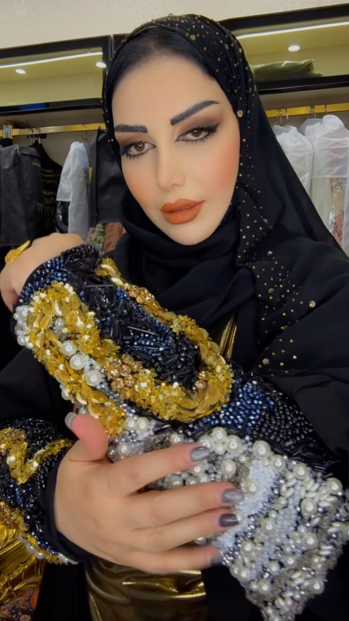 #erbil #iraq #abayastyle #abayafashion #عباية_فخمة
