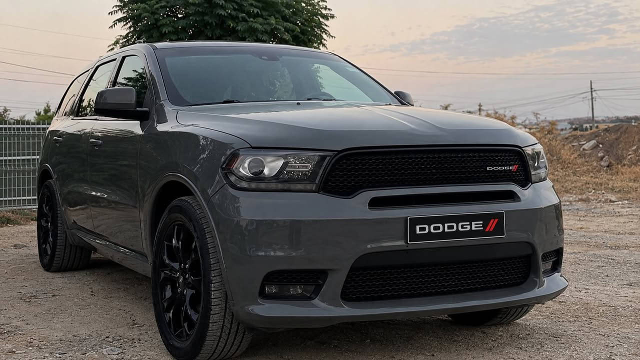 dodge durango gt 2020

دۆج دۆرانگۆ مواسەفات gt
سیارەکە فول مواسەفاتی شاشە گەورە
کوشین vip
تەبرد مەرکەزی بۆ هەر 3 ڕێز
کوشن جلد کارەبای و خەزن
وەک بۆیاخ : 7 پارچەی بۆیاخە لەگەر 2 بەست لە سقف بەلام پێشو پشتی کەپسە ئرباگێ بەس شانەکان تەقیەوە
ژۆری نیە
کەمل سێرڤسی بۆ کراوە یەک دینار مەسرەفی تێدا نیە
و 90 هەزار رۆشتیە
سیارەکە یەک دەستە لە ئەمریکا بۆ دەست خۆمان بووە

نرخی 200 و مجال 

بۆ زانیاری زیاتر
*********** أربيل, العراق
