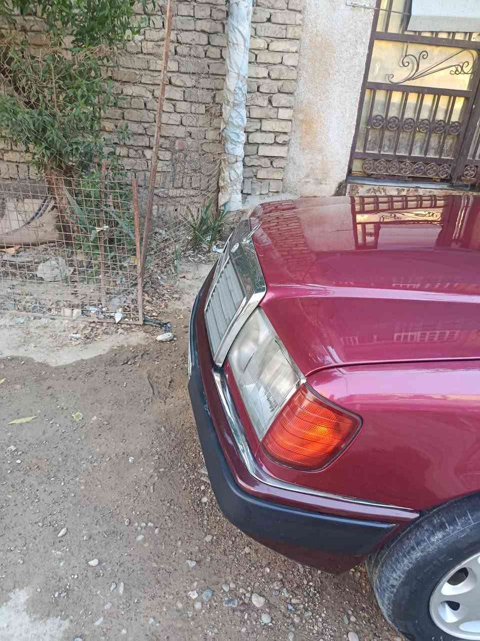 السلام عليكم دب للبيع موديل 1991محرك بطة 3000رقم بغداد باسمي سياره خير من الله عنواني بغداد حي اور رقم الهاتف ***********رايده 75وبيها مجال سياره مصبوغه جماليه
