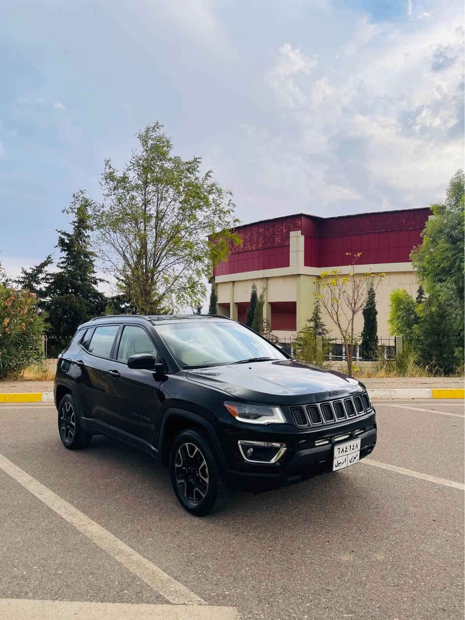 كومباس AWD • ٢٠١٩ • ٧٠٠٠٠ ميل