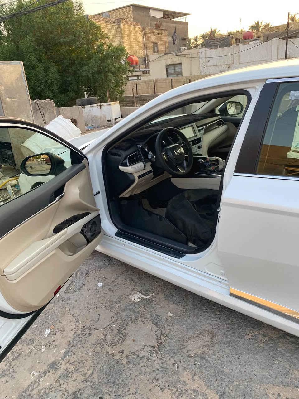 كامري 24 هايبرد وكاله عبد الطيف

ماشيه km 71  🚙

رقم بغداد تحويل 

السياره كفاله بس بيها بارد بجاملغ الايسر اشبر 
ول ايمن بارد قليل بدون دواخل كلشي مذكور بل سونار 👇🏼

السعر :217 💵 وبيها مجال قليل 

السماوه مركز 📍

***********📞
