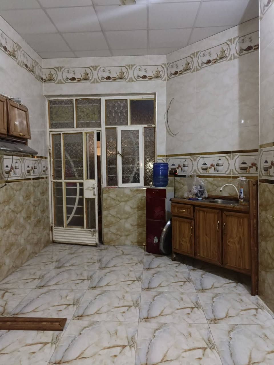 دار للبيع المساحه 150 بهرز حي العروبة قريب على الجنسية والمستوصف الجديد السعر 90 مجال طابو ملك صرف هاتف ***********//***********
