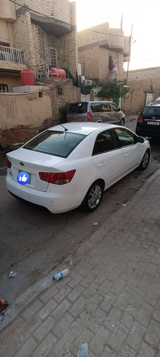 السلام عليكم للبيع كيا سيراتو موديل 11 خليجي
محرك 1600 دوش سياره جاهزه تبريد ثلج 
حداديه سياره خير من الله رقم اربيل تريد تحويل تريد وكاله 
مكاني كربلاء الشراي يتصل ما متواجد على الفيس 
ملاحظه فيديو داخل المنشور بتفاصيل سياره 
سعر 83 وبيها مجال شراي يتصل 
***********
