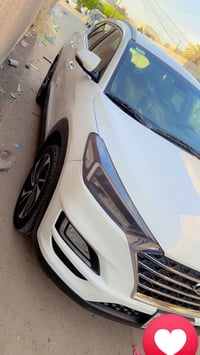 للبيع توسان اقساط مقدمه والباقي شهري حسب الاتفاق العنوان بغداد ٠٧٨٢٧٤٤...