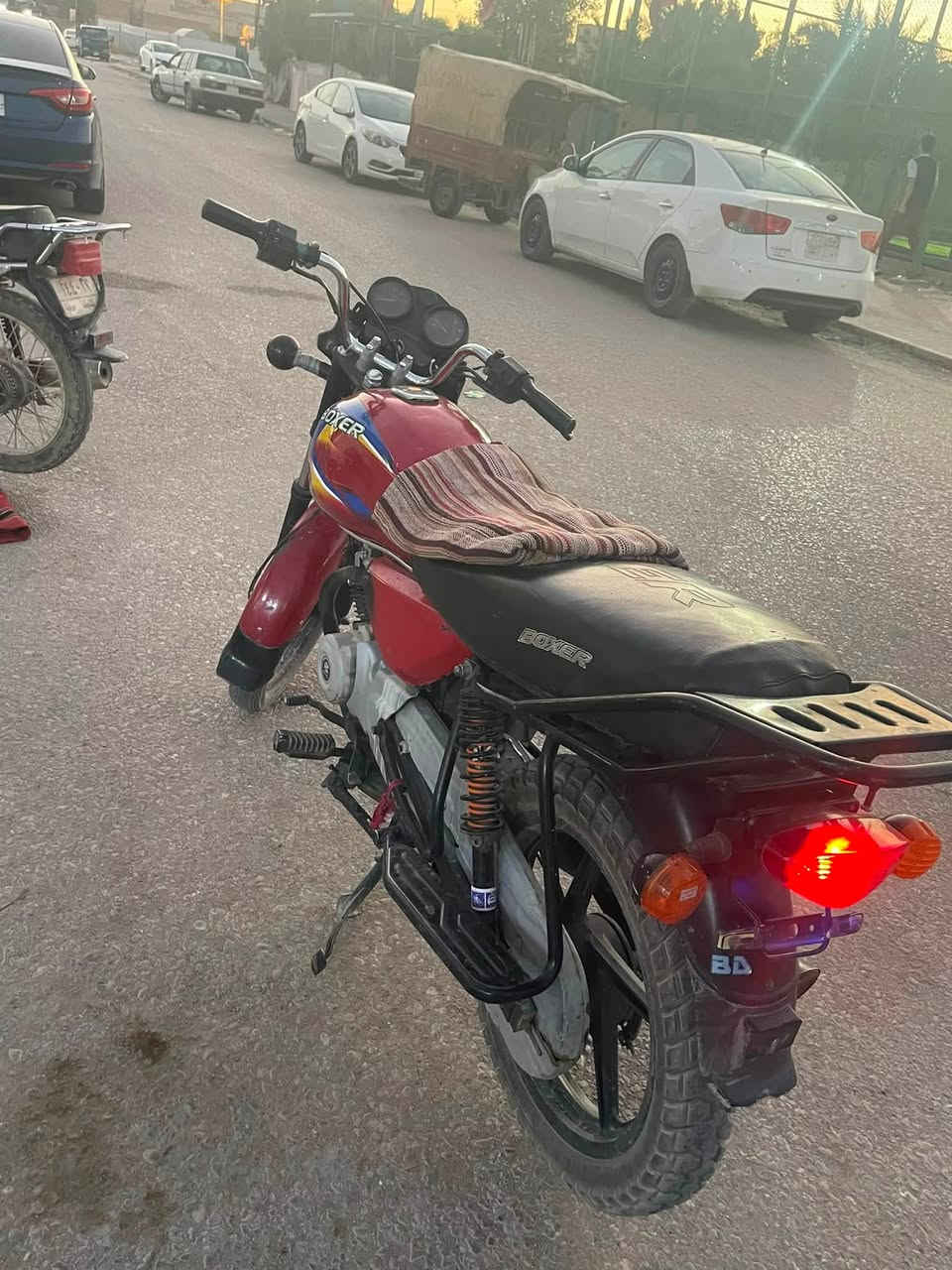 بوكسر اصولي 2020 مفتوحه بس بستم صوتها ناعم مثل ما بل فيديو شلعه كلجات فولل مداور ثاني يوم مكاني نجف حي العسكري ***********.  السعر 650 وبيها مجال
