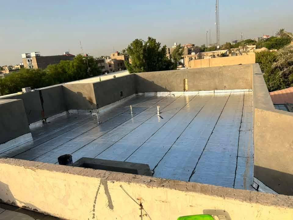 السلام عليكم 
اذا عندك مشاكل بلسطح يمنا الحل 
تغليف السطح بلكامل بمادة الاوزيكام 
مانع للرطوبه وراح تتخلص من حرارة الصيف 
ضمان حقي 15 سنة مع جودة العمل للاستفسار 
الاتصال بلرقم او مراسلة الصفحة ***********
