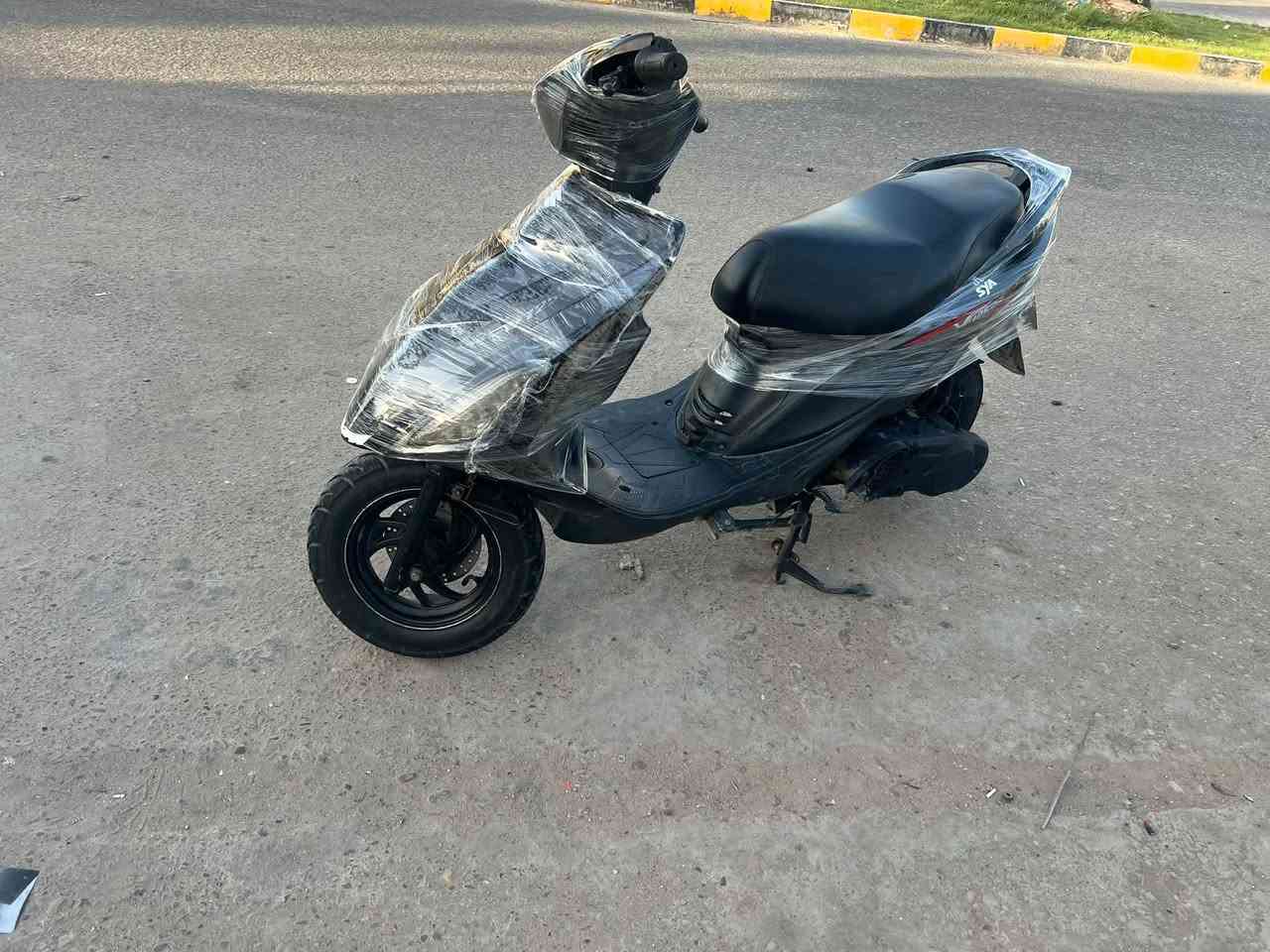 دراجه سيام ادرس ياباني للبيع مفتوحه مره وحده دراجه نظيفه حيل نگره سلف باتري جديد كفرات نظيفه سعرها 275 وبيها مجال لشراي  اتصال او مراسله ع خاص ***********
