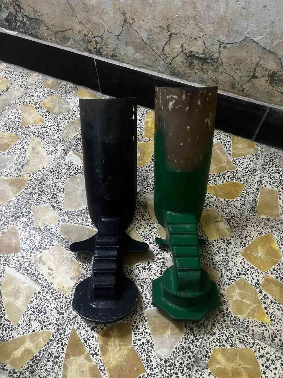 سبايات لبيع ثنينهن ب60 وبيهن مجال
***********
