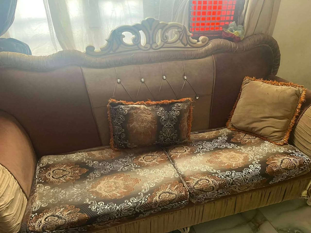 ب250وبي مجال 10مقاعد نضيف مابي أي ضرر
