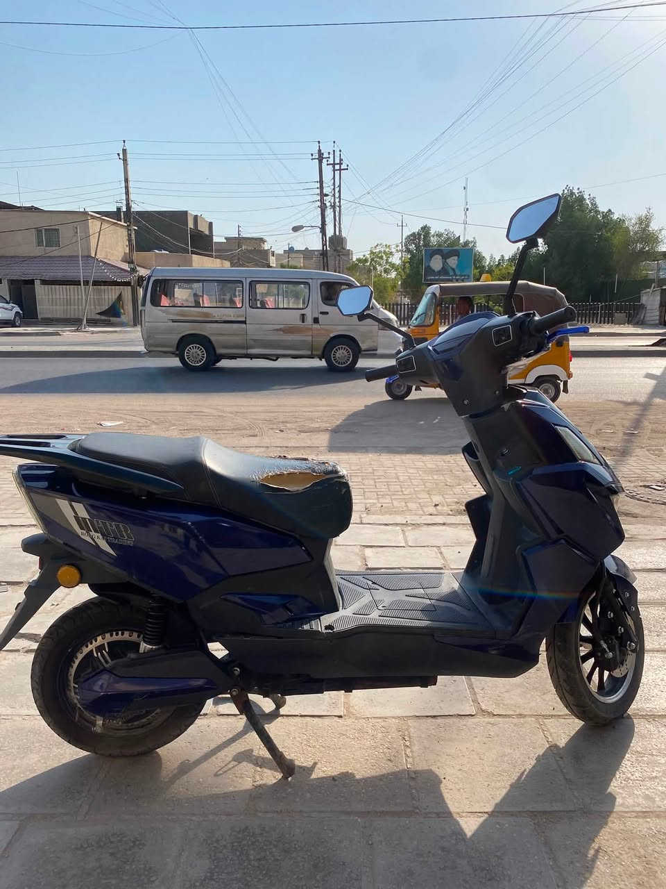 سلام عليكم سكنس شحن
للبيع ملف 3000
6بطاريات مسطره 
سرعه 70حقيقي 
شلعه مال بطح 
كلشي بيهة بلادي عقل ملف بطاريات ضفيره كلشي مملعوب بيهة حالة الكفرات موضحه بالتصوير سعر 650مجالهة بسيط عنواني بغداد البياع شارع الكبيسي 
***********
