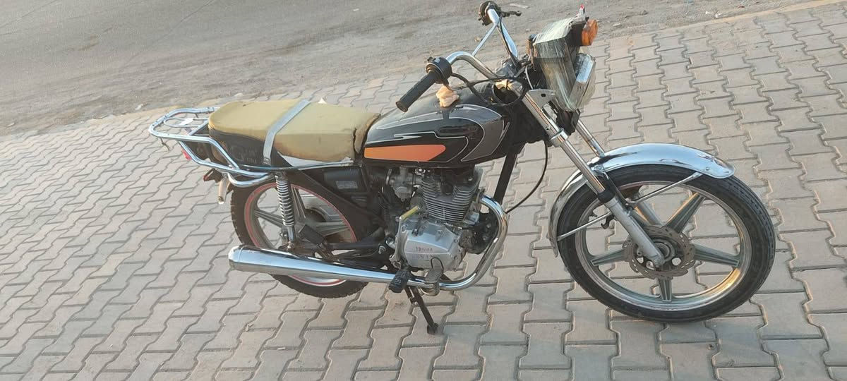 دراجه خمسه كير مديل 2023دراجه كامله شرط الشغل ممفتوحه فقط مفتوح بيها كلجات مبدلهن وكويل نار مبدله كلشي معايزه بس غلاف كشن وقبق بانزين سعر 400وبيها مجال  مكاني بغداد الحسينيه الراشديه خدمات مسقط متواجد  اتصال  ***********
