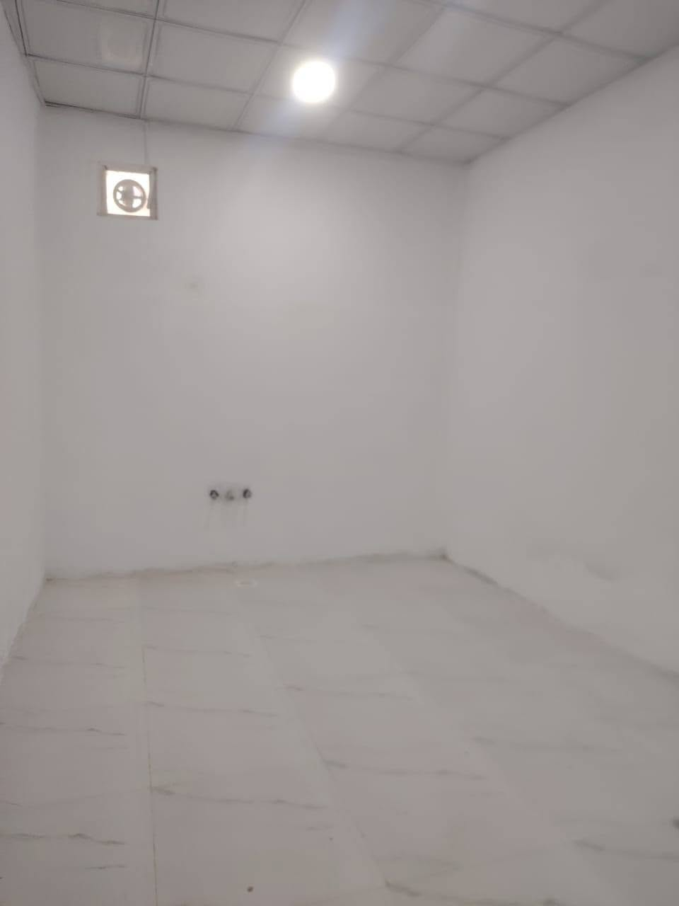 ١٤٠م • نجف شارع المطار • غرفتين