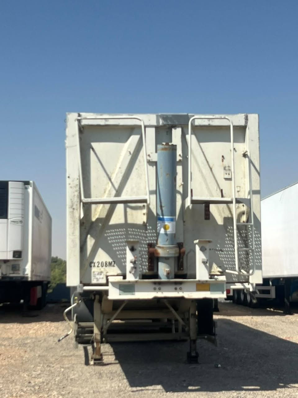 عربانة نساف حنطة • ٦٠متر مكعب • دخول جديد
