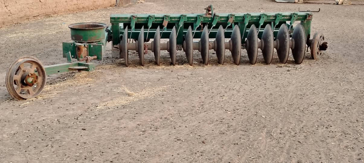 سلام عليكم البيع دسك 12 ناحيت تل عبطه تصال على رقم***********//***********
