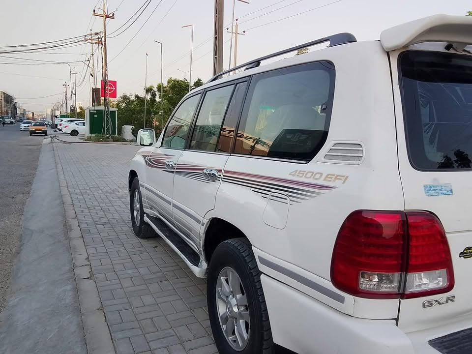 سلام عليكم للبيع
لاندكروز 2002 فول اوتو رقم دولي تريد تحويل تريد وكاله بيهه قطعتين صبغ بدون ضربه مكانه النجف المعارض الجديده جاهزه مكينه وكير وحداديه وتبريد كله شرط سعره 125 وبيه مجال 

‭***********‬ 
***********
