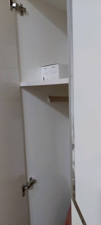 غرفة جديدة صارلها اسبوعين بعدها جديدة هي والدوشك نصبتها وتركتها للبيع ...