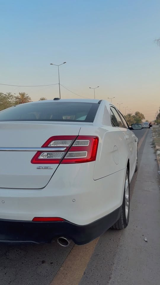 الفورد تورس NIVA Ford Taurus 2013
المواصفات:

الموديل: NIVA 2013

الفئة: SEL 

اللون: ابيض لؤلؤي

الرقم: بغداد خصوصي 

المحرك: 6 سلندر 3.5

ناقل الحركة: اوتوماتيك

الداخل: بيجي قماش نظيف + كشنات كهربائي

سستم صوت يخبل 

المواصفات:

شاشة لمس 

كروز + تحكم ستيرن

حساسات خلفية

تبريد ثلج 

زجاج كهربائي + مرايا كهربائية

لايتات LED امامية+فتحة سقف

السيارة فول مواصفات

ضرر دعاميه + خشم البنيد 

السيارة بحالة ممتازة من كلشي. محرك كير تبريد مكفولة.

الفحص للشراي.السيارة كلش مداريها كله من الوكاله قطع اصلية

المكان: بغداد

للاستفسار***********
