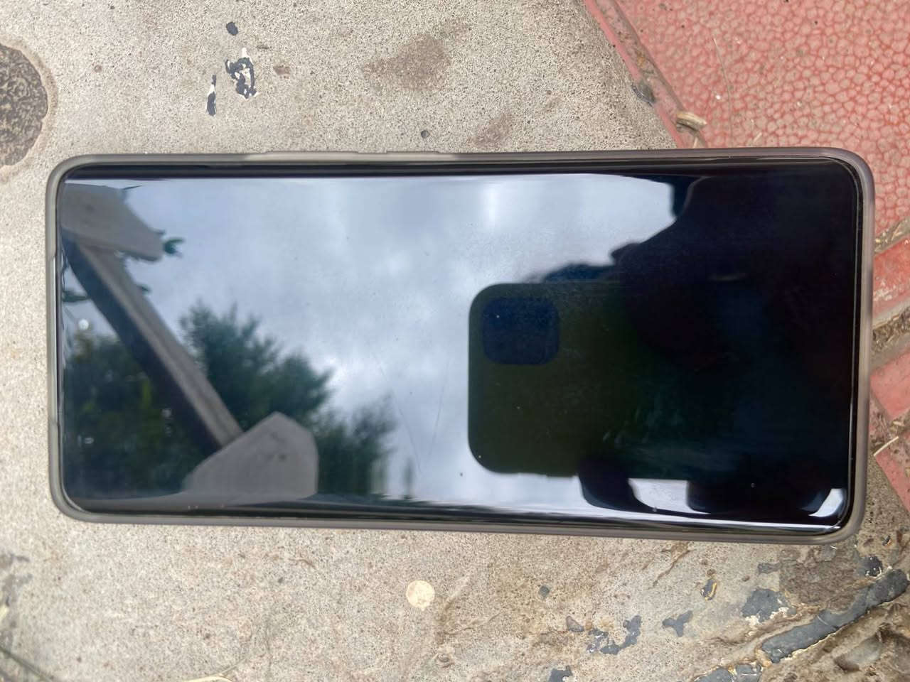 هونر x9c جديد استعمال اسبوع فقط كامل ملحقات شخط مابي وبي لزكه حراريه اصلية السعر 375  مكاني بغداد ***********
