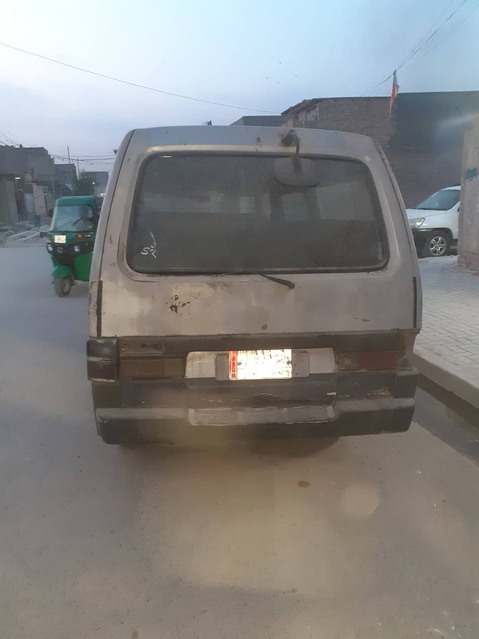 كيا بيستا • ١٩٩٤ • رقم بغداد