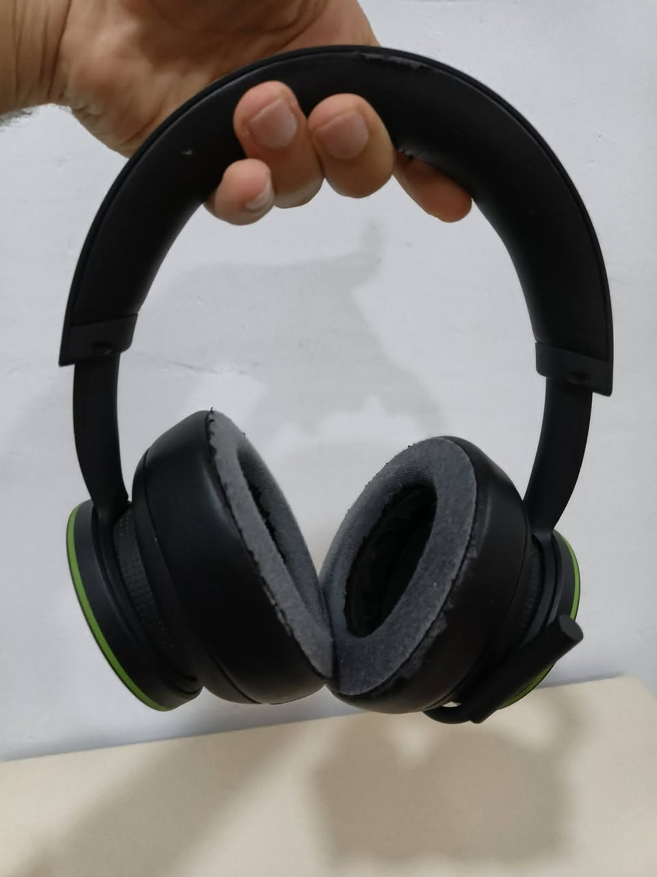 جهاز Xbox series s
جهاز جديد نادرا ما استعمله توازيت على فلوس ورايد ابيعه ويا جوستكين الاول الاصلي وكلشي مابي جديد والثاني كيم سير G7 

مع سماعات اكسبوكس الاصليه headset
series gen 2
ما يتجاوز عدد شحناتهة 8 مرات

مونيتر asus شاشه جديده مابيها اي قصور

24inch

165hz

Ips

1ms

1080

Freesync premium

Stereo speakers

هدية:
4 عدد sony 2700mA باتريات تكدك يوم كامل لعب
مع شاحنة 12v

ملاحظة ابيع شلع السعر  600 قفل
عنواني: صلاح الدين
*********** : رقم
