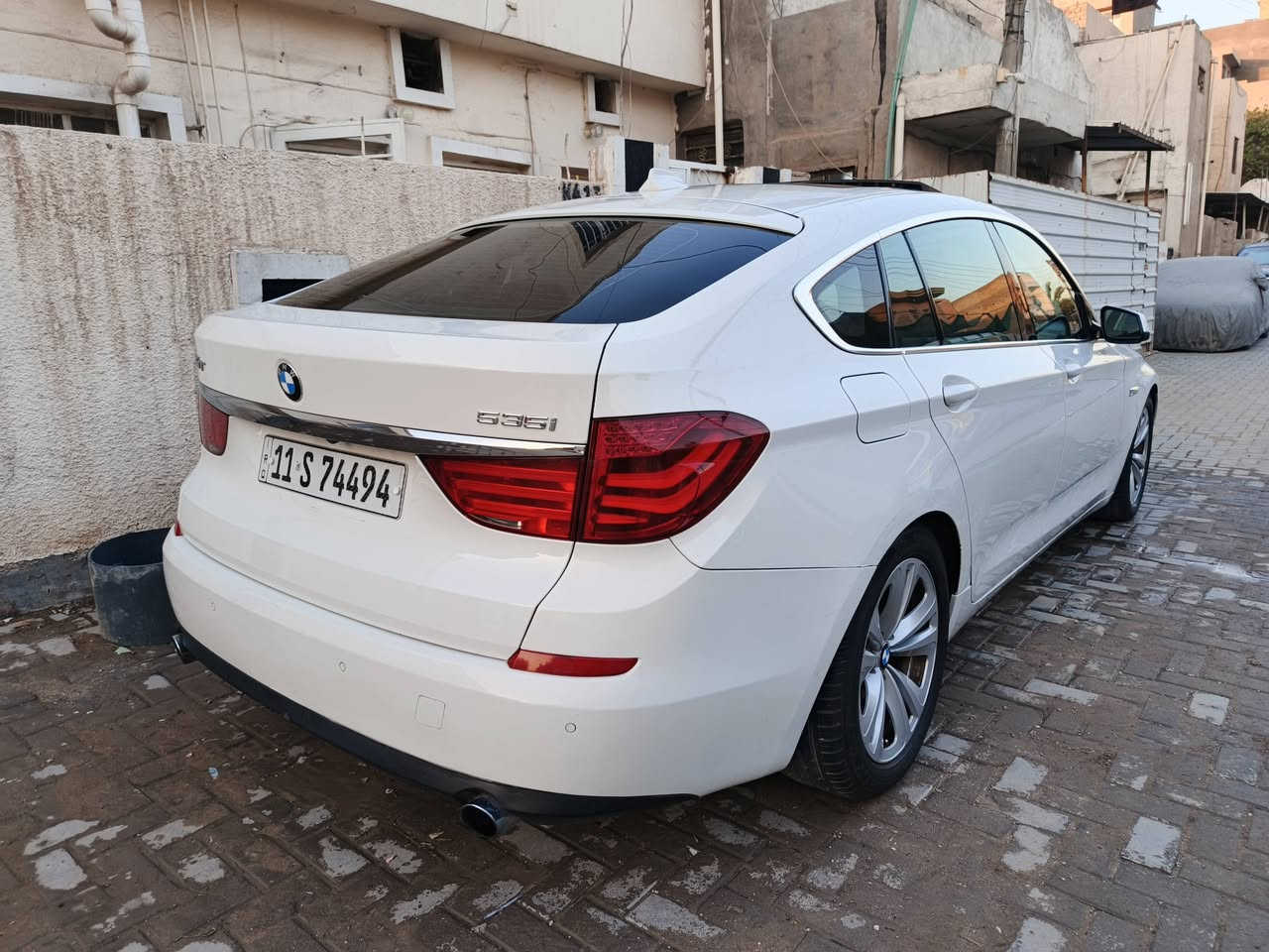 السلام عليكم BMW 535موديل 2012 خليجي فول مواصفات 1/1  أبواب شفط سيارة كلش حلووو أو تمشي بإنزين عادي مال جني اعتقد ما شفت هيج رزانه بنورامه السعر 190 ورقه الهاتف ***********
