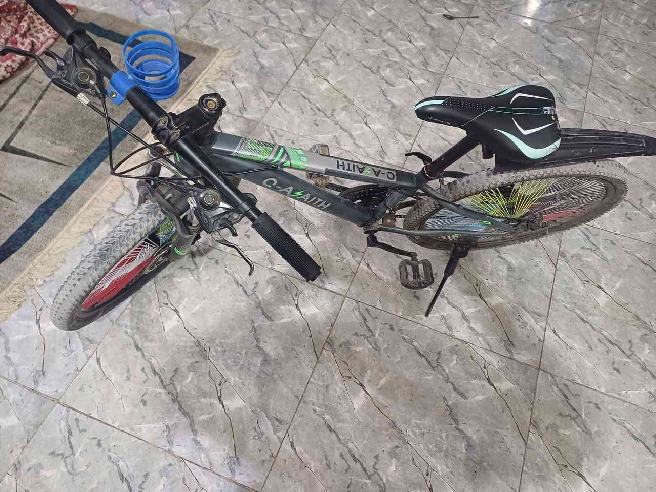 بايسكل لبيع سعره ٥٠ قفل رقمي ***********
