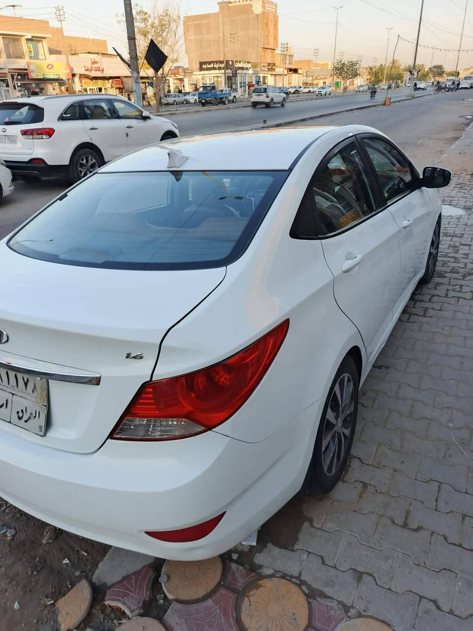 سلام عليكم 
للبيع 

اكسنت 2015 كفاله عامه خليجي فول مواصفات محرك 1600 فتحه سقف خمسه ويل كب شاشه كامرة خلفيه تحكمات ستيرن 

العنون النجف حي جزيره 

السعر 100 مجال بسيط حك جيه 
***********

سونار داخل صور
