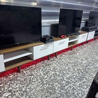 ميز بلازحمه عدد3 استعمال شهر فقط كلش نضيفات وتكمه اثكال  ما بيهن اي ضر...