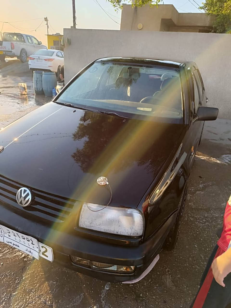 سلام عليكم 

للبيع كولف موديل 93
مكينه 2000
تبريدها كلش حلو خير من الله سياره 

سعر سياره 43 وبيها مجال 
مكان السياره بغداد الزعفرانيه 

‭***********‬
